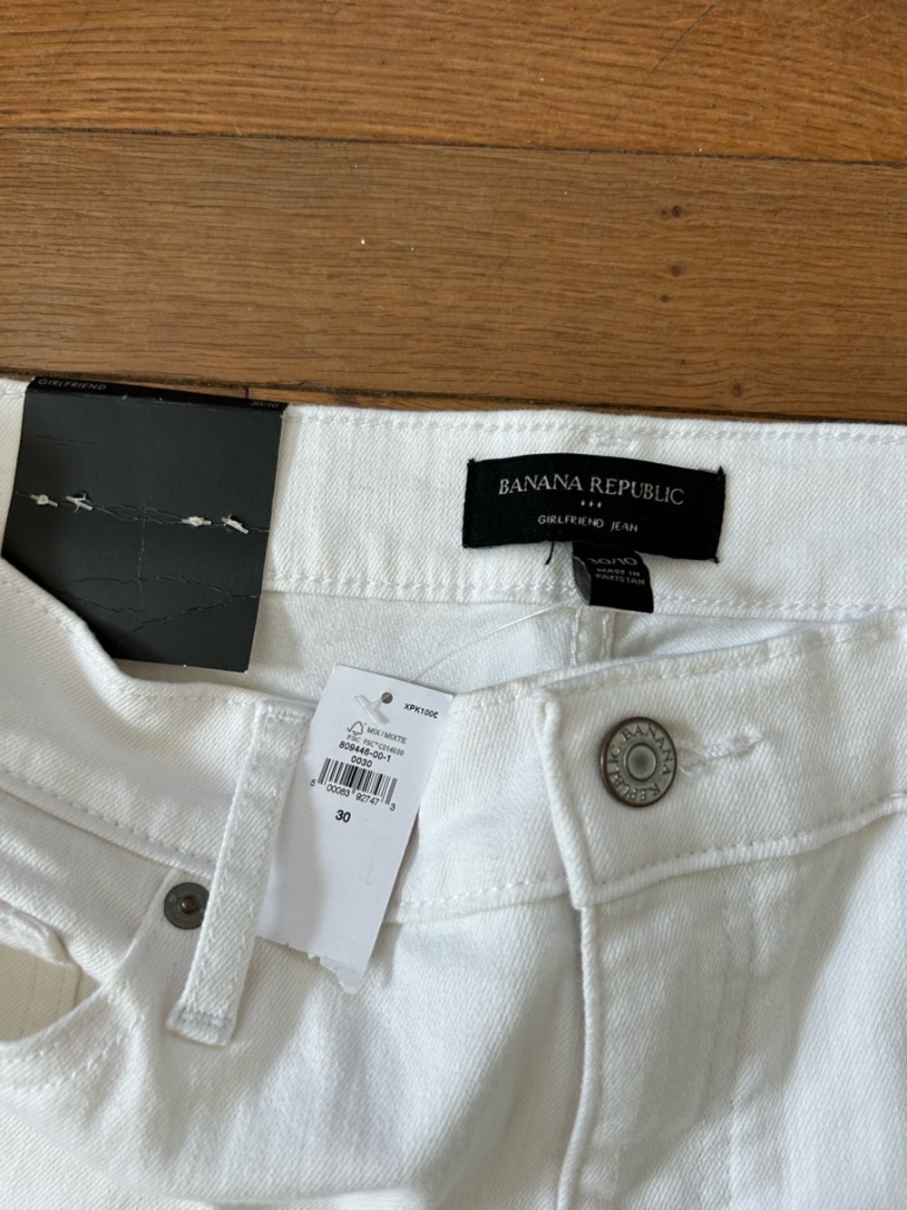 Banana Republic Factory White Straight Leg Jeans - Picture 4 of 10